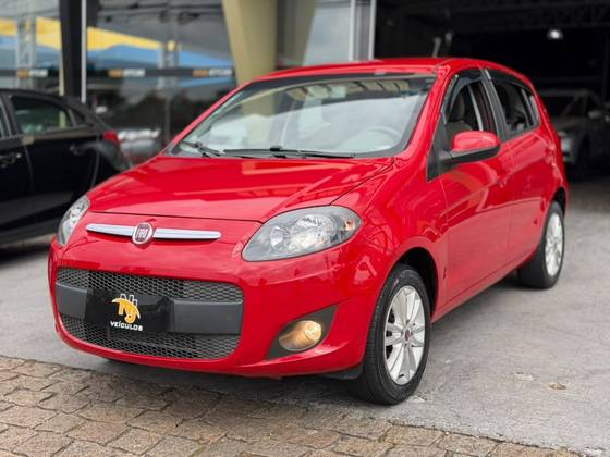FIAT PALIO 1.6 MPI ESSENCE 16V FLEX 4P MANUAL FIAT PALIO 1.6 MPI ESSENCE 16V FLEX 4P MANUAL